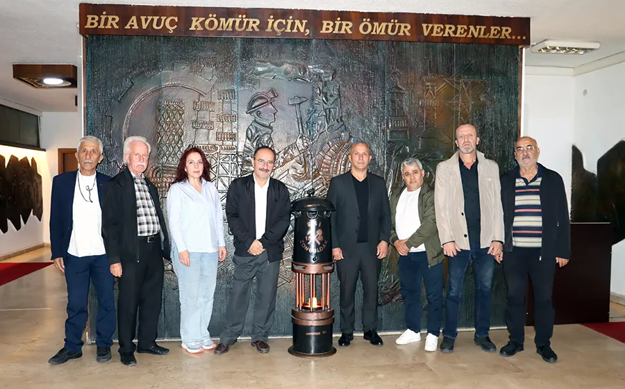 Madenciyi konsere davet ettiler