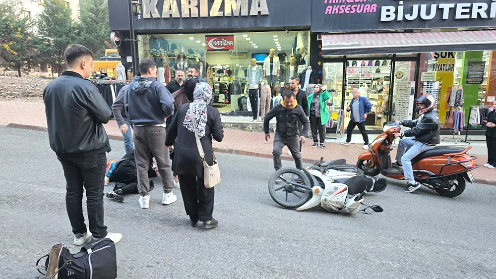 Hatalı sollama kazayla bitti… Yaralılar var…