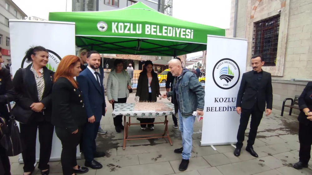 Kozlu Belediyesi, ATA için lokum dağıttı
