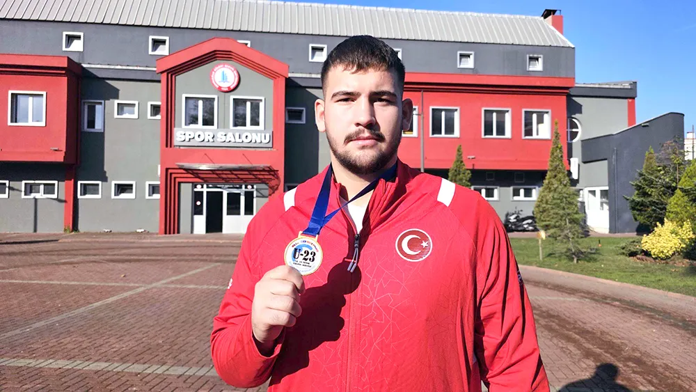 Altın çocuk Berat, yeni hedefler peşinde