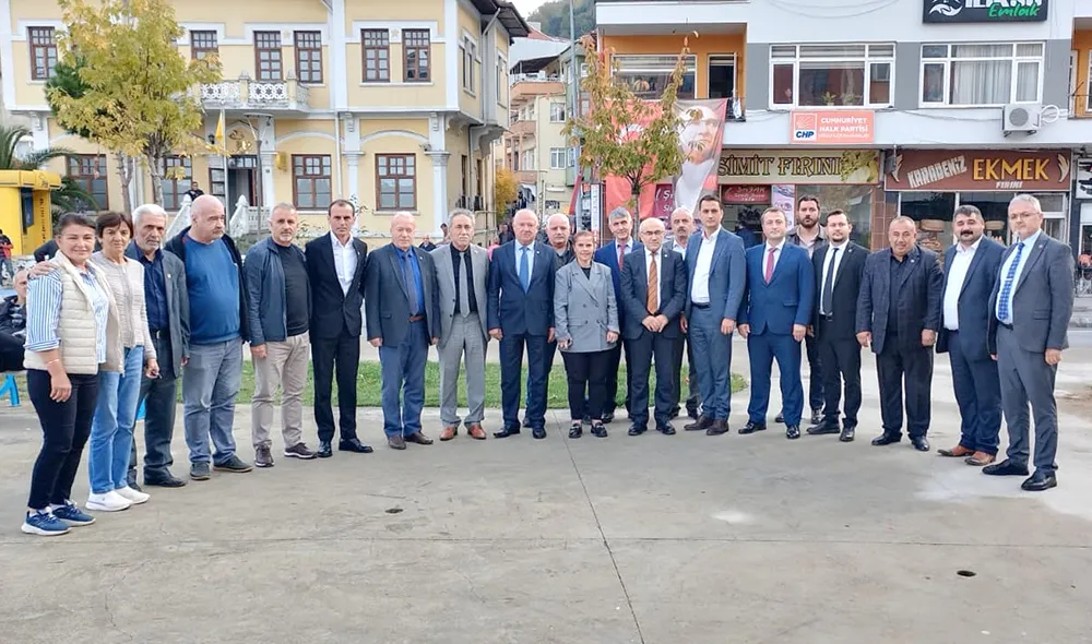 CHP İl Genel Meclis Üyelerinden, Arslan ve ekibine “Hayırlı olsun” ziyareti