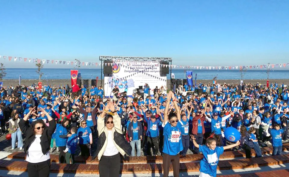 47. İstanbul Maratonu’na Kozlu’dan destek… TED Koleji öğrencileri, ‘İyilik İçin’ koştu… 