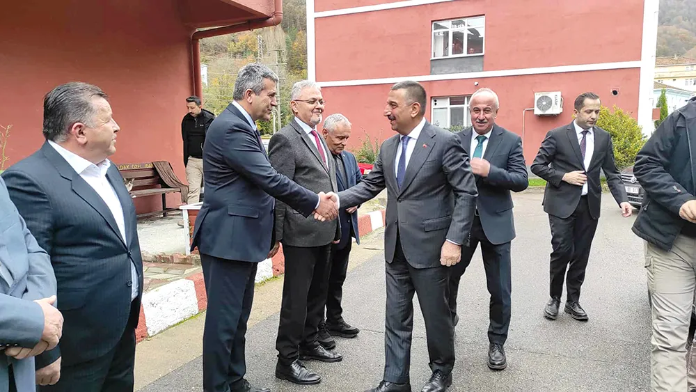 Vali Hacıbektaşoğlu, İl Genel Meclisini ziyaret etti