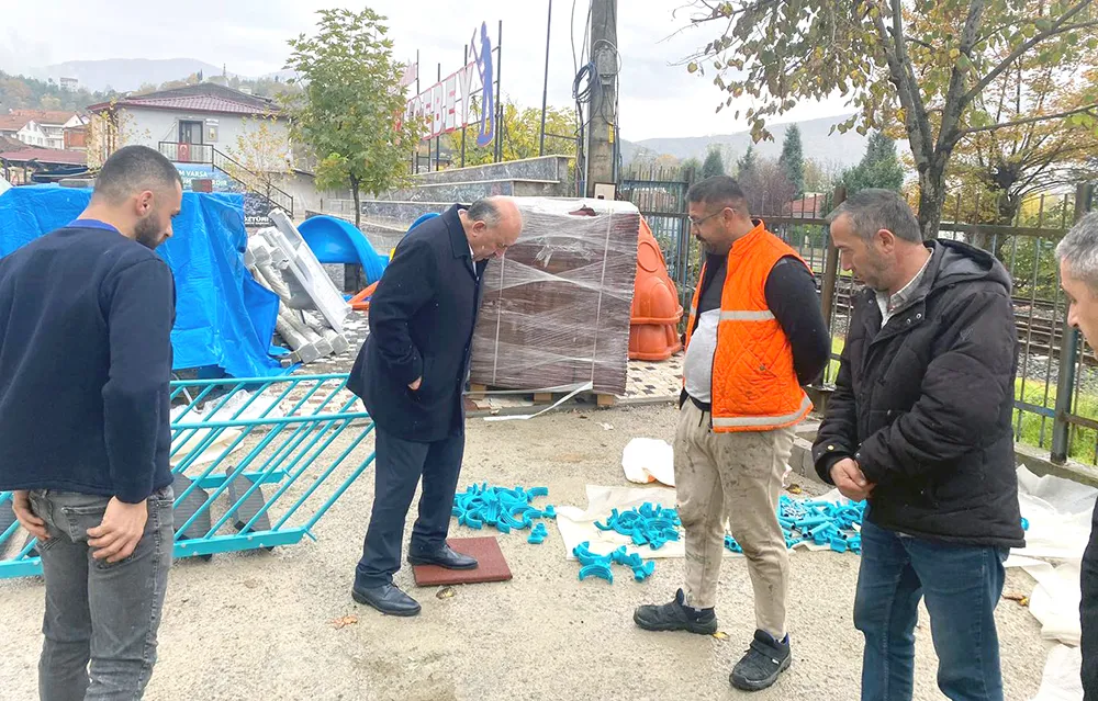 Gökçebey Kent Meydanı güzelleşiyor