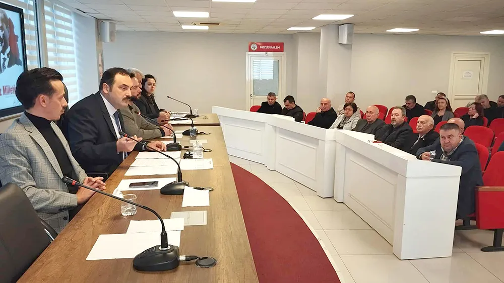 Kozlu Belediyesi’nin iki aracı hurdaya ayrıldı