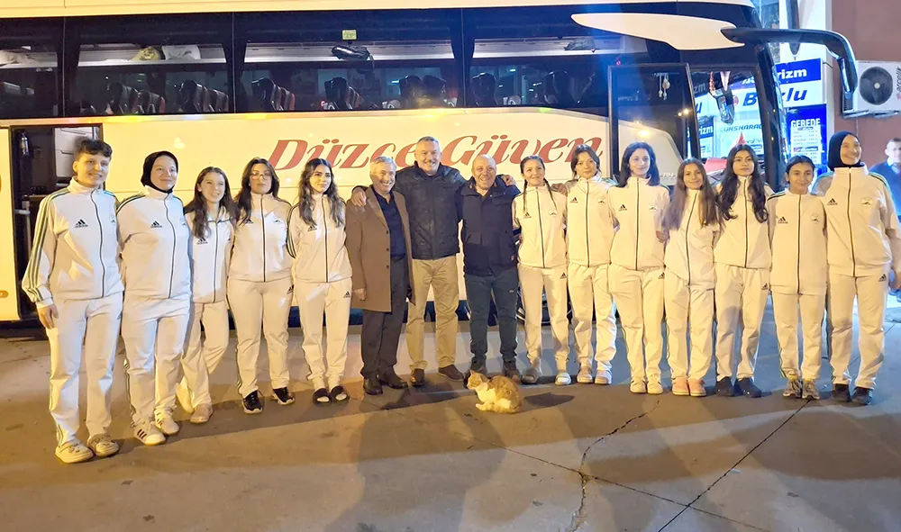 Kozlu’nun Süper kızları, Antalya’ya uğurlandı