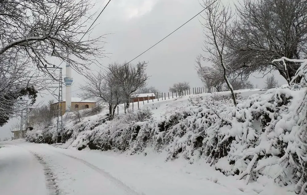 Kozlu’da kar yağışı etkili oldu… 