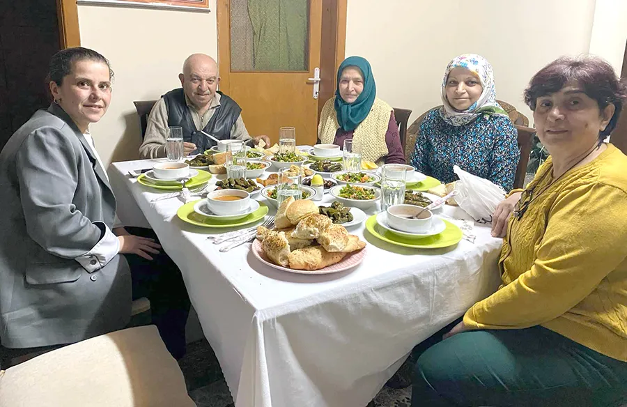 CHP’liler, Kozlu’da Gazi Sofrasında oruç açtı