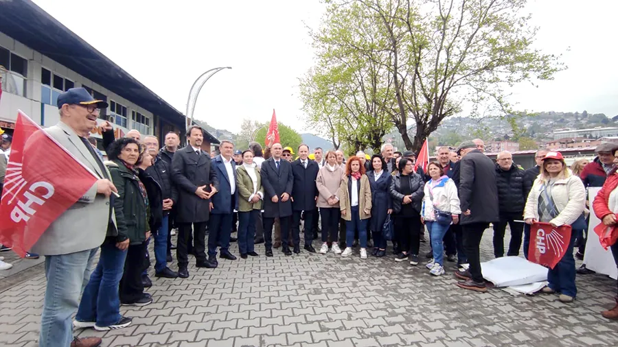 CHP’liler tam kadro alana giriş yaptı