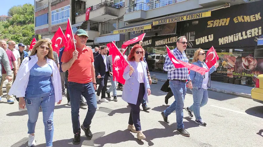Kozlu Belediyesi ‘Gençlik Yürüyüşü’ düzenledi