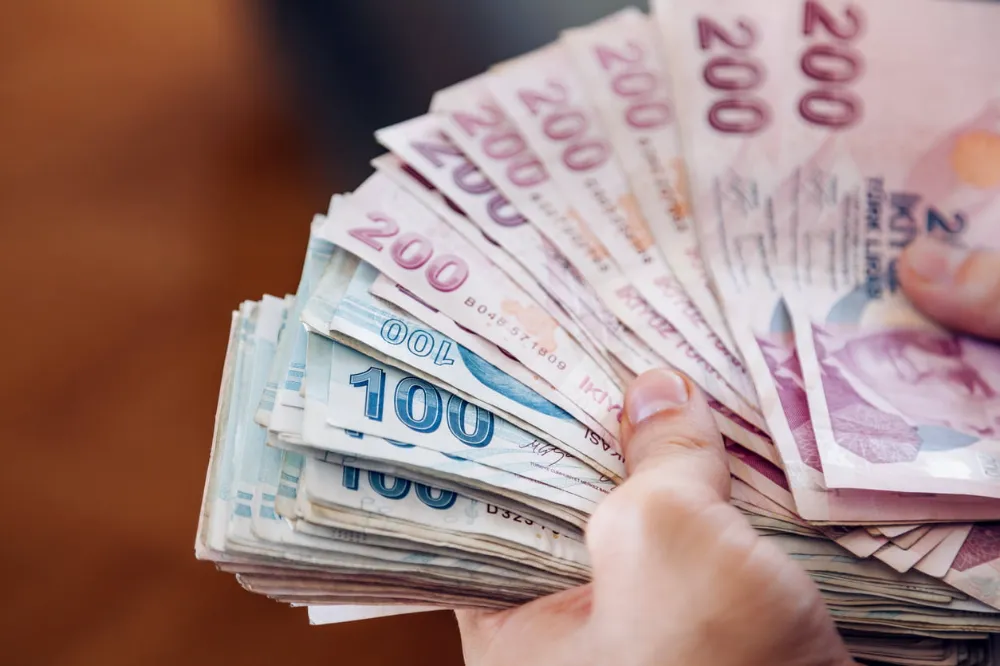 Emekli bayram ikramiyelerinin hesaplara yatağı tarih belli oldu...
