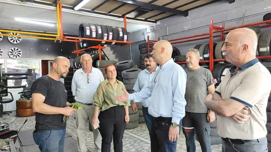 CHP’liler Kozlu’ya çıkarma yaptı… Esnaf ve sanatkarları dinlediler…