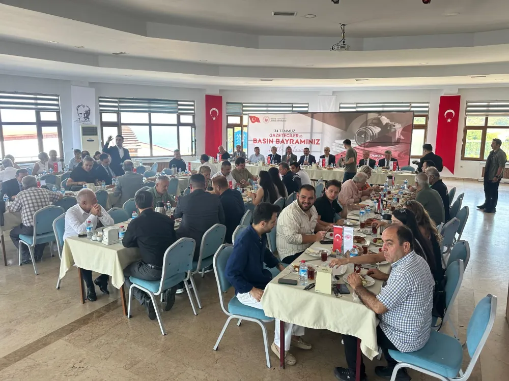 Zonguldak Valisi Osman Hacıbektaşoğlu Basın Mensuplarıyla Kahvaltıda Buluştu