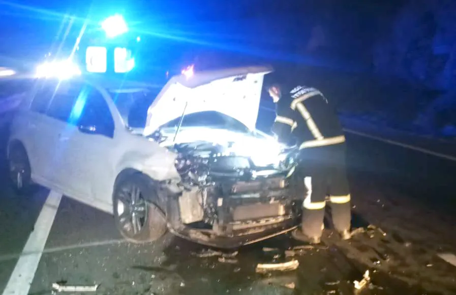 Kozlu’da kaza: Otomobil hurdaya döndü