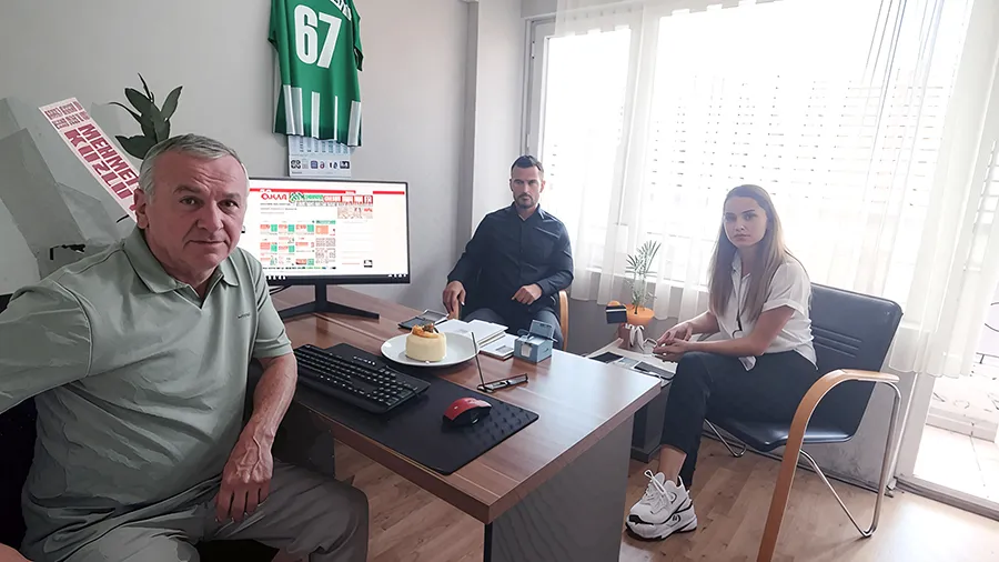 MHP’li Karali çifti, Çınar Medya’yı kutladı