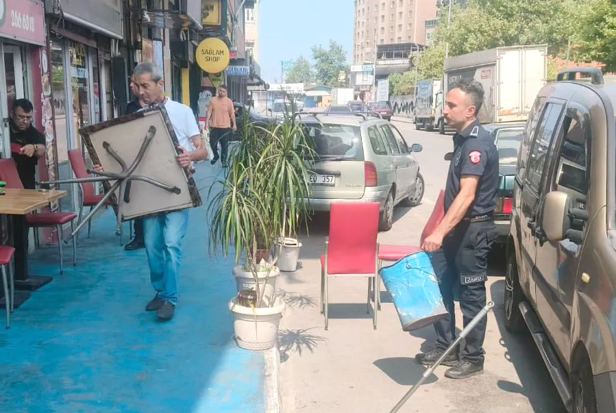 Kozlu’da kaldırım ve yol işgalleri sonlandırıldı