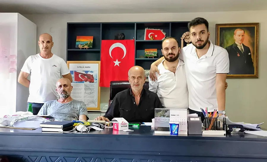 CHP’de Ayhan Gökgöz harıl harıl çalışıyor 