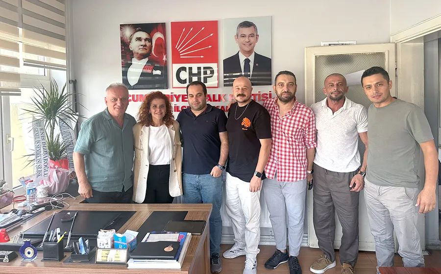 DİSK’li Dizdaroğlu ve ekibi, CHP’li Arslan’ı ziyaret etti