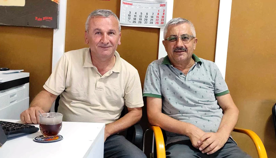 Gazeteci Turan Oral Çınar’ı kutladı...